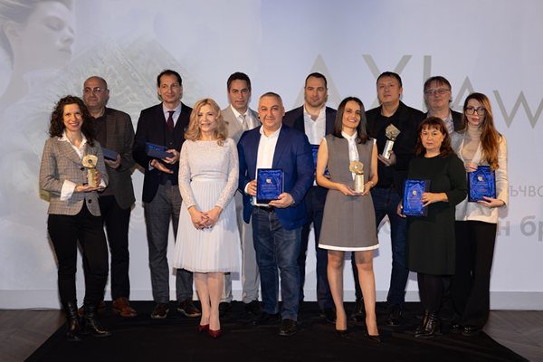 Награда за Брокер Инс - Axi Awards - Признание за професионализъм и устойчиво партньорство